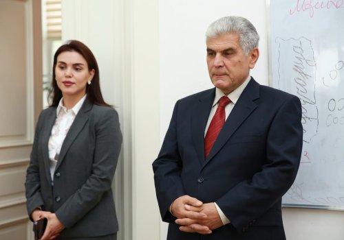 Bu gün Azərbaycan Dövlət Pedaqoji Universitetinin rektoru, tarix elmləri doktoru, professor Cəfər Cəfərovun doğum günüdür.