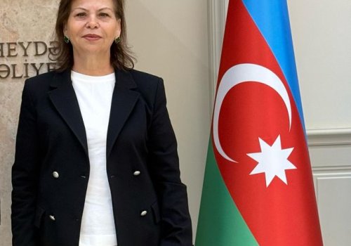 TÜRK DÜNYASINDA ƏNƏNƏLƏRİMİZƏ SAĞLAM KÖRPÜ: professor Mahirə Hüseynova Türk dünyası Alim Qadınlar Şurasının sədri seç
