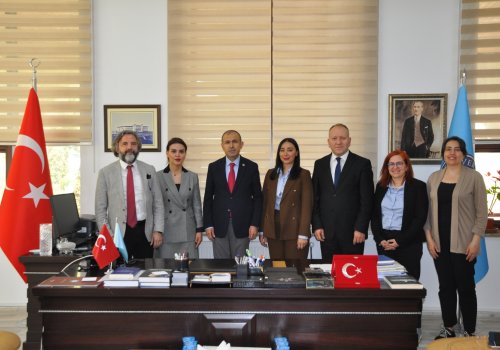 ADPU-nun Filologiya fakültəsinin dekanı dosent Könül Həsənova və Beynəlxalq əlaqələr şöbəsinin müdiri Günay Məhərrəmova Gazi Universiteti Təhsil Fakültəsinin qonağı olmuşlar. 